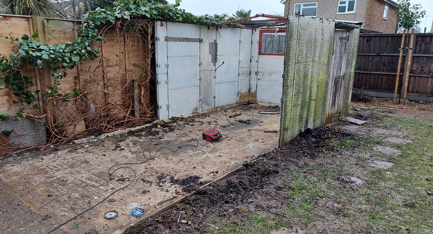 Bonded-Asbestos-Roof-Garage-Demolition-3