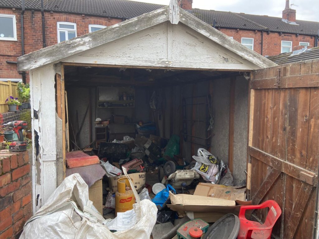 d354d9d9-03d5-4125-813b-25f7171cd0a9-1024x768 Residential Junk Removal seattle