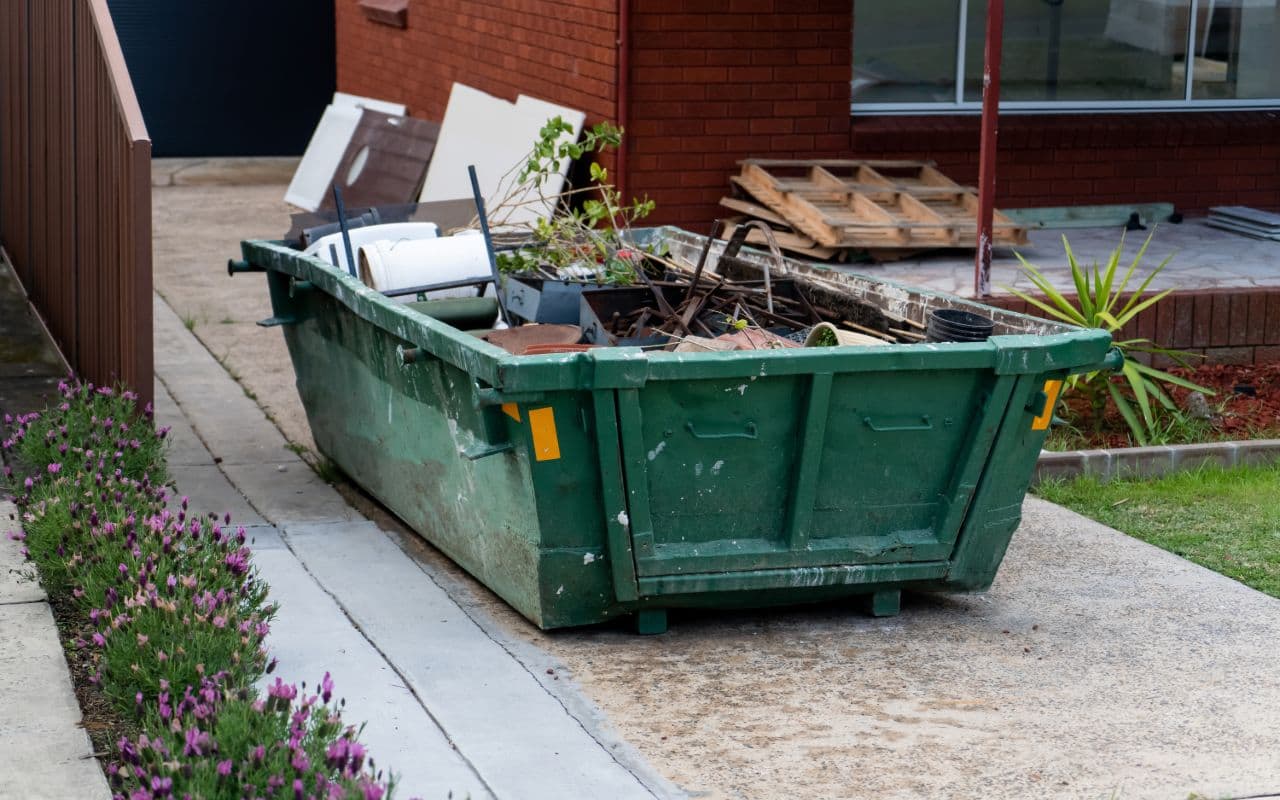 Avoid Illegal Dumping In Edmonds : The Dangers Of Cheap Junk Removal Services